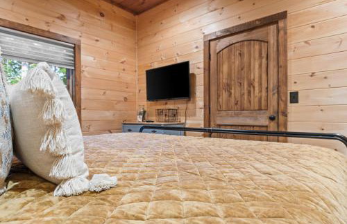 Surreal Views Outdoor Fireplace Pool Table Hot Tub - Foto 27