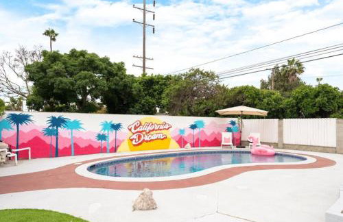 Stunning Retro Beach Oasis, Dual Living, Pool - Foto 69