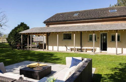 Lux Countryside Haven Mins to Beach Garden - Foto 1