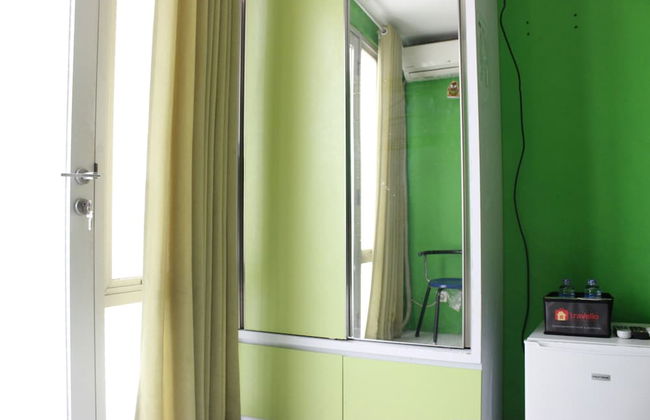 Compact Studio Room The Jarrdin Cihampelas Apartment - Photo 18