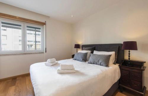 2 Bedroom Belem Wonder by LovelyStay - Photo 13