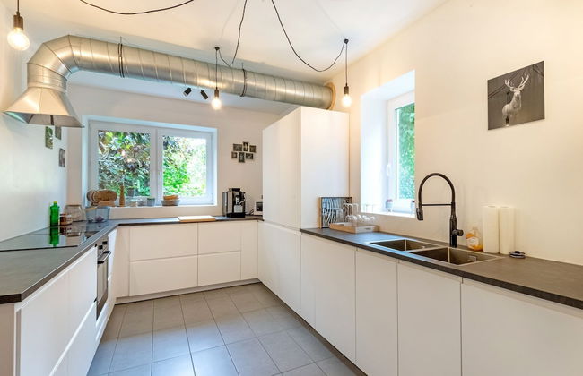 Beautiful Holiday Home Near St Anton Am Arlberg With Sauna - Foto 6