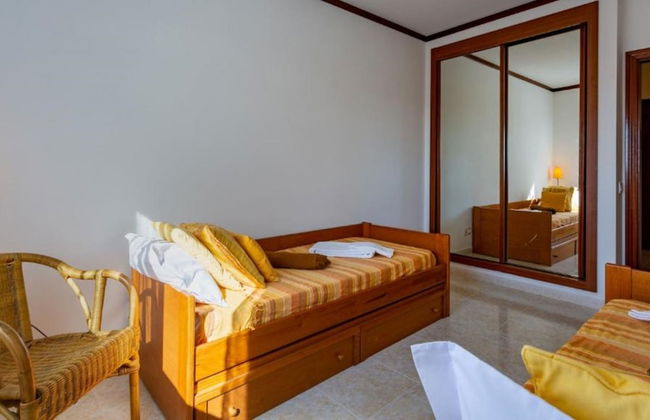 Alvor 2 Bedrooms Balcony Flat - Photo 9