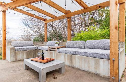 Luxe Dallas Estate Nearly Half Acre Skyline Views - Foto 72