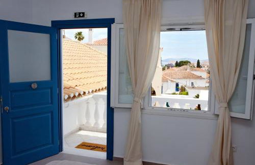 Arourahomes Spetses Town Suites - Foto 9