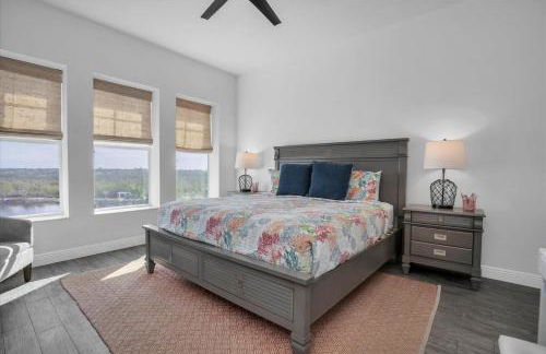 Latitude Adjustment Penthouse by Coastal Chic - Foto 14