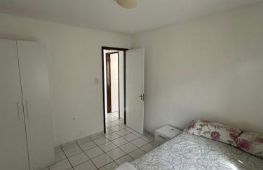 Apês Completos na Litorânea l Cozinha e Conforto l Ferreira Hospedagens - Foto 9