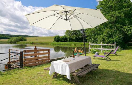 Une Maison de Campagne Atypique au Bord de L'eau - Foto 38