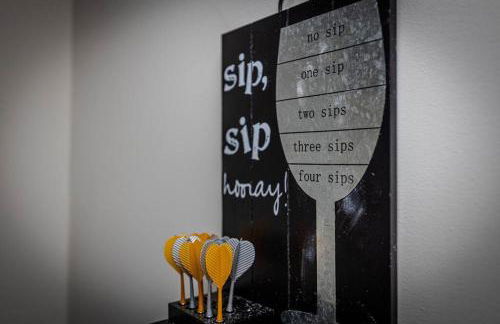 ~It's a Gem~Comfy Hideaway for R&R ~King Bed!~ - Foto 15