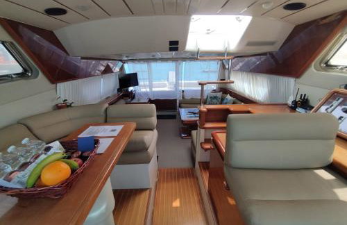 Captain Cangrejo Yacht - Foto 8