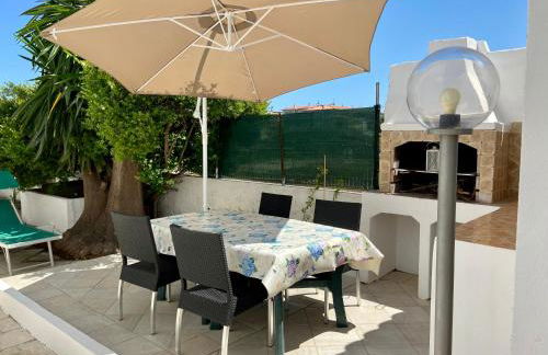 Giardino privato & BBQ Relax a La Caletta per 4 - Foto 18