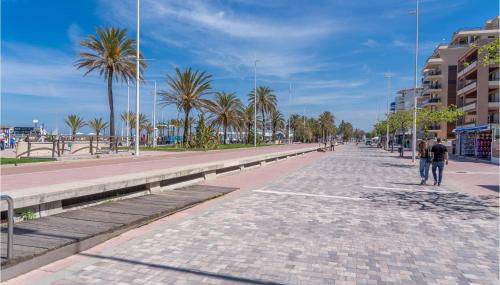 2 Bedroom Cozy Apartment In Gandia - Photo 3