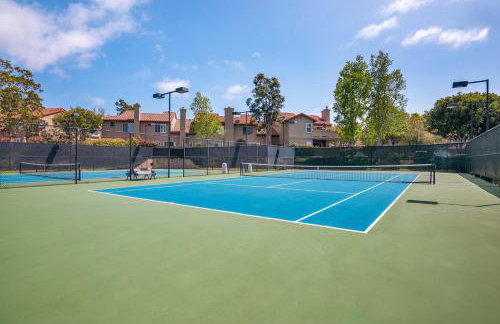 Carmel Valley 2BR with Amenities - Photo 29