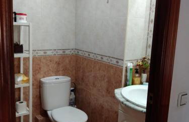 Habitación luminosa en piso compartido - Foto 4