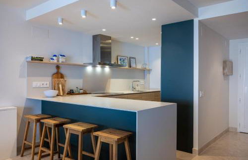 AT148 Frente la playa, jardín privado, vistas mar - Foto 5