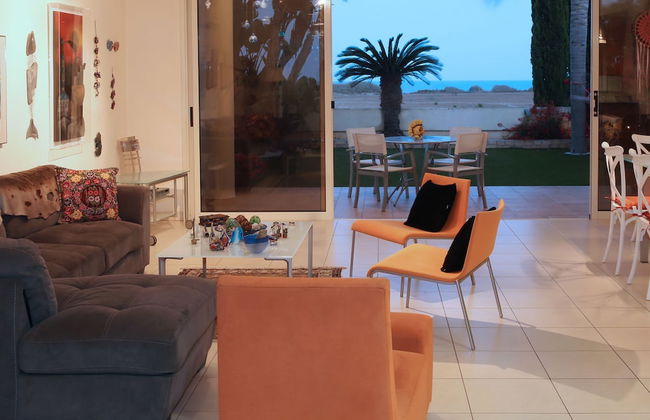 Larnaca Chelidonia Seafront Villa - Foto 7