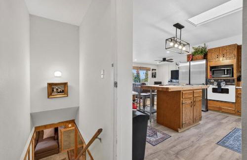 Above Par - Quiet & Private Retreat | Parking + Lake Views - Foto 34