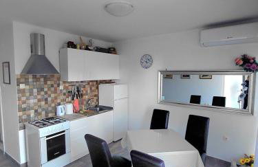 Sunshower apartment and studio - Photo 60