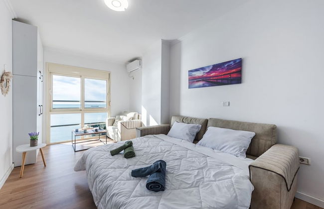 Studio With Amazing Sea View and Beach Access Durr s - Photo 15