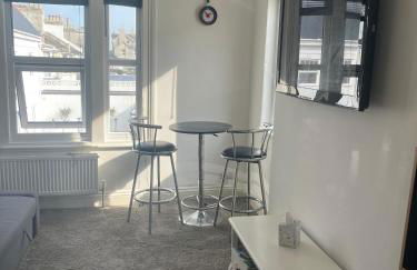 Josh's Place near Paignton beach - Foto 32