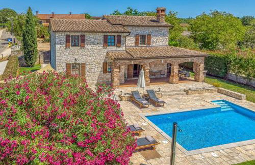 Villa Santolina - Photo 1