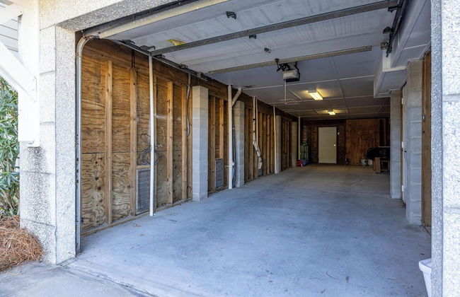 Charleston-style Row House Featured on Hgtv w/ Wifi & Creek Views - Photo 60