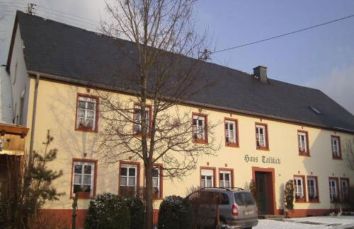 Charming Apartment in Morbach Germany With Terrace - Foto 2