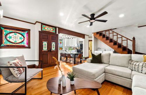 Top 2 Floors Historic Mansion Game Room City Views - Foto 5