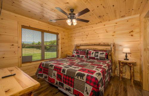 Happy Hideout, country livin with great mountain views, hot tub, arcades, fire pit, pets ok with fee - Foto 11