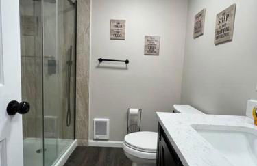 Casa Rosado @ Pocono II by Lake Hot Tub Camelback - Foto 16