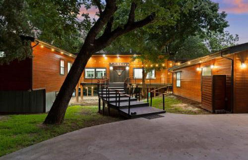 LUX Treehouse on Private Lake next to Lake Conroe with Game room, Paddleboards, Lake Views, and more! - Foto 63