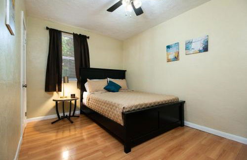 Farmhouse and Charming Place - Photo 36