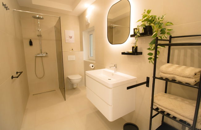 Stylish & Modern Apartment - Foto 11