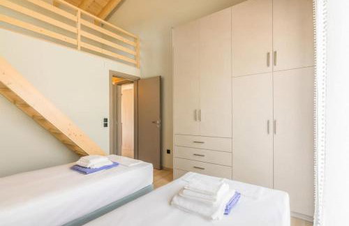 Elegant House with Private Pool - Foto 35