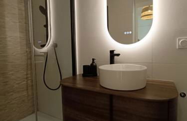 Meublé 3 étoiles - PISCINE- BALCON - TENNIS - Foto 35