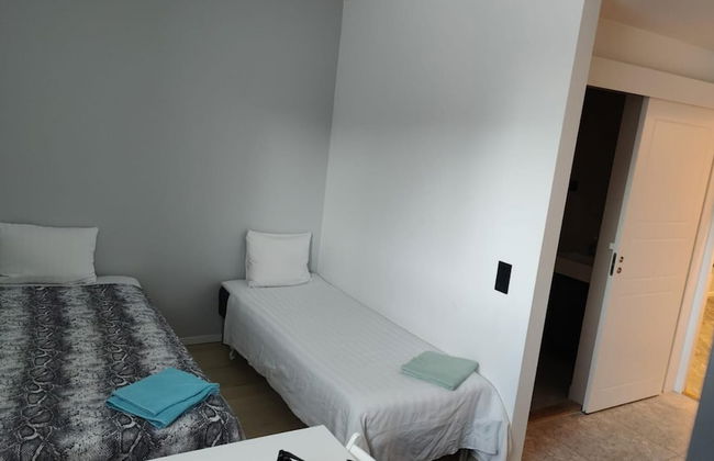 2- bed Apartment in Sollentuna - Photo 5