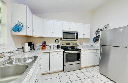 Couples Getaway Near Historic Downtown Venice! - Foto 5