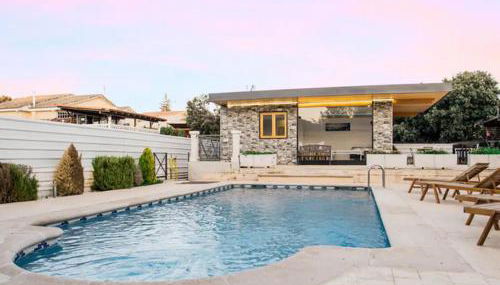 Estudio Moderno Piscina Barbacoa Parejas Amigos Gym Sauna - Foto 1, sunbed