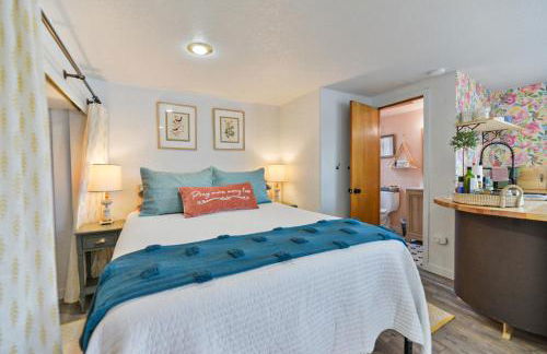 Lakefront Honeymoon Bay Studio Cottage - Foto 10