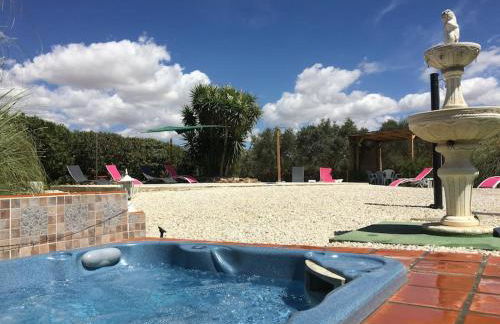 Stunning Villa Felipe, with private pool & hot tub - Foto 20