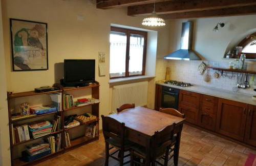 Il nido della rondine, appartamento nel borgo medievale - Foto 10