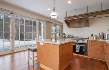 The Manor-Stunning Modern Farmhouse with Hot Tub - Foto 21