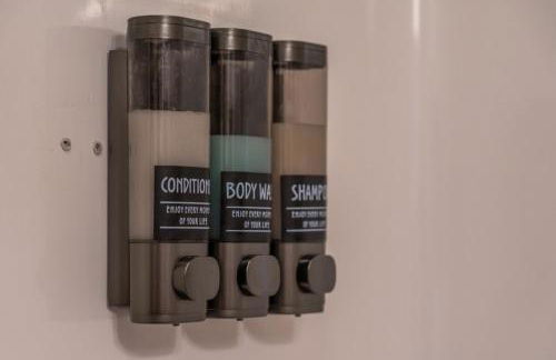 Mountain Bungalow-Walk to Downtown/Biker's Dream! - Foto 33