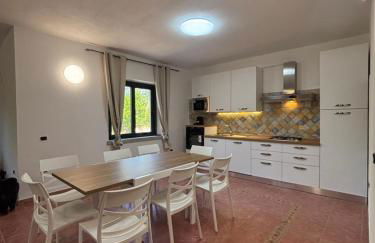 Villa with stunning views to the mountains 5km from the beach - Foto 2