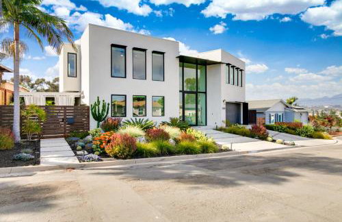 Luxury Pool Haven Scenic Views and Summer Fireworks - Foto 27