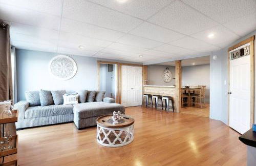 Chain O' Lakes Beach Penthouse with Lake Access - Foto 24