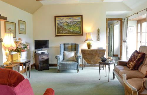 Rowan Tree Cottage - S4216 - Photo 2