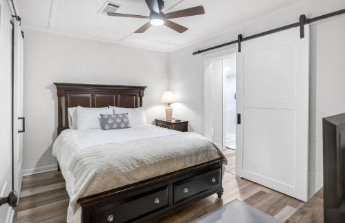 Lakefront Cabin with Private Dock - Foto 15