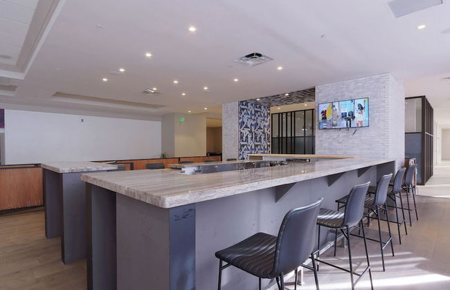 Chase at Baltimore Harbor - Foto 26