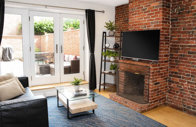 Maverick Suites at 402 Columbus Ave - Foto 67